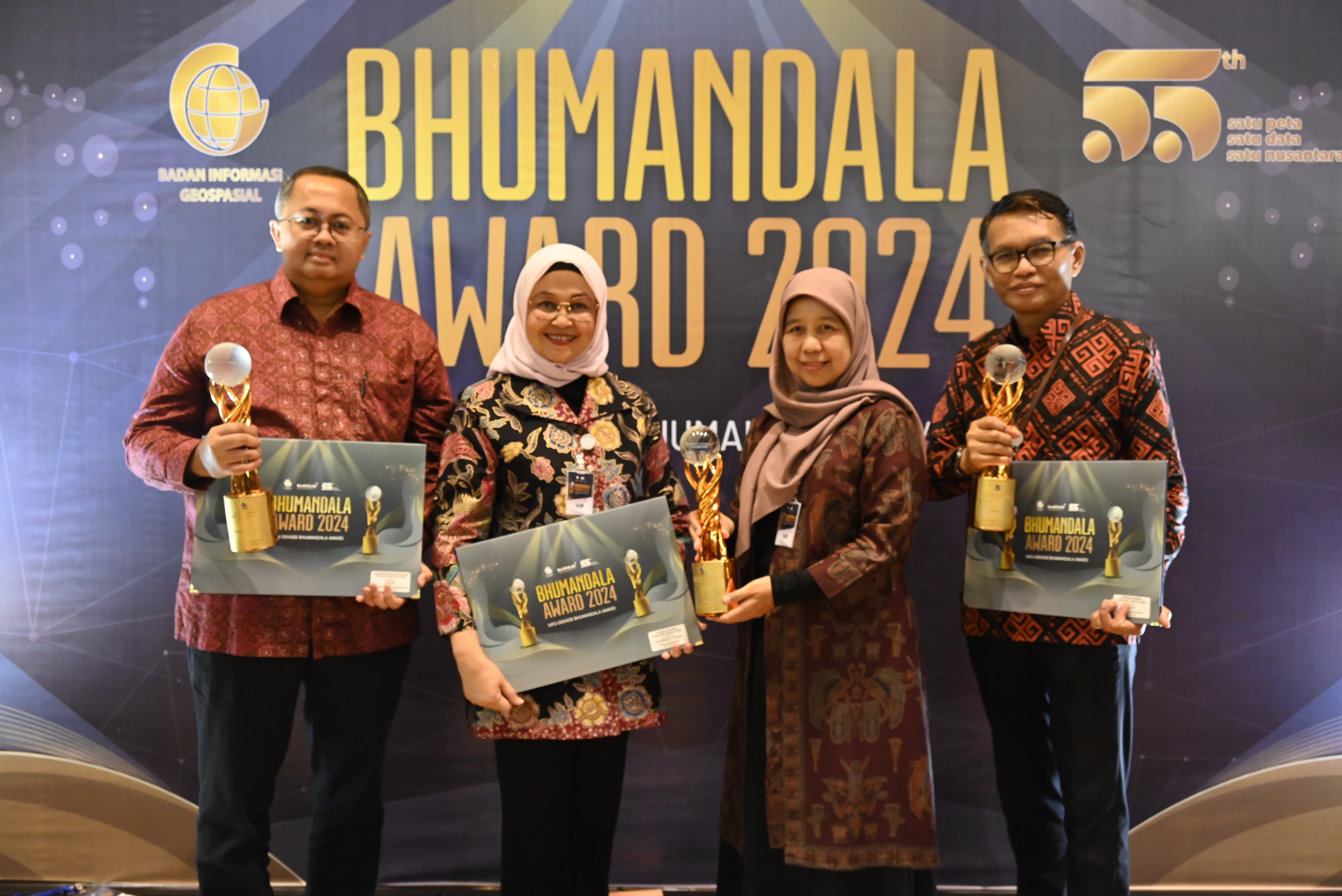 https://sigap.kehutanan.go.id/sigap-admin-2026/files/blog/img-20241107-wa0046.jpg